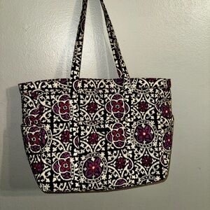 Vera Bradley XL Traveler Bag/Tote SCROLL MEDALLION Carry On Shoulder Folding